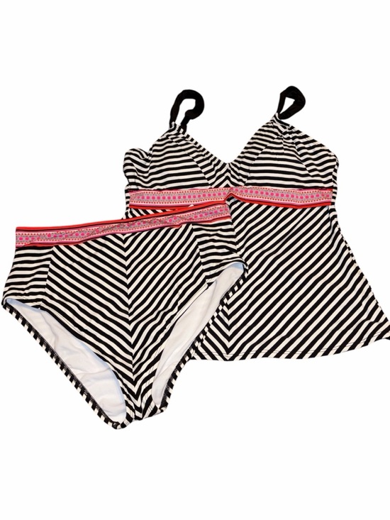 Gibson Latimer Other - Gibson Latimer Black & White Striped Tankini with Pink Band